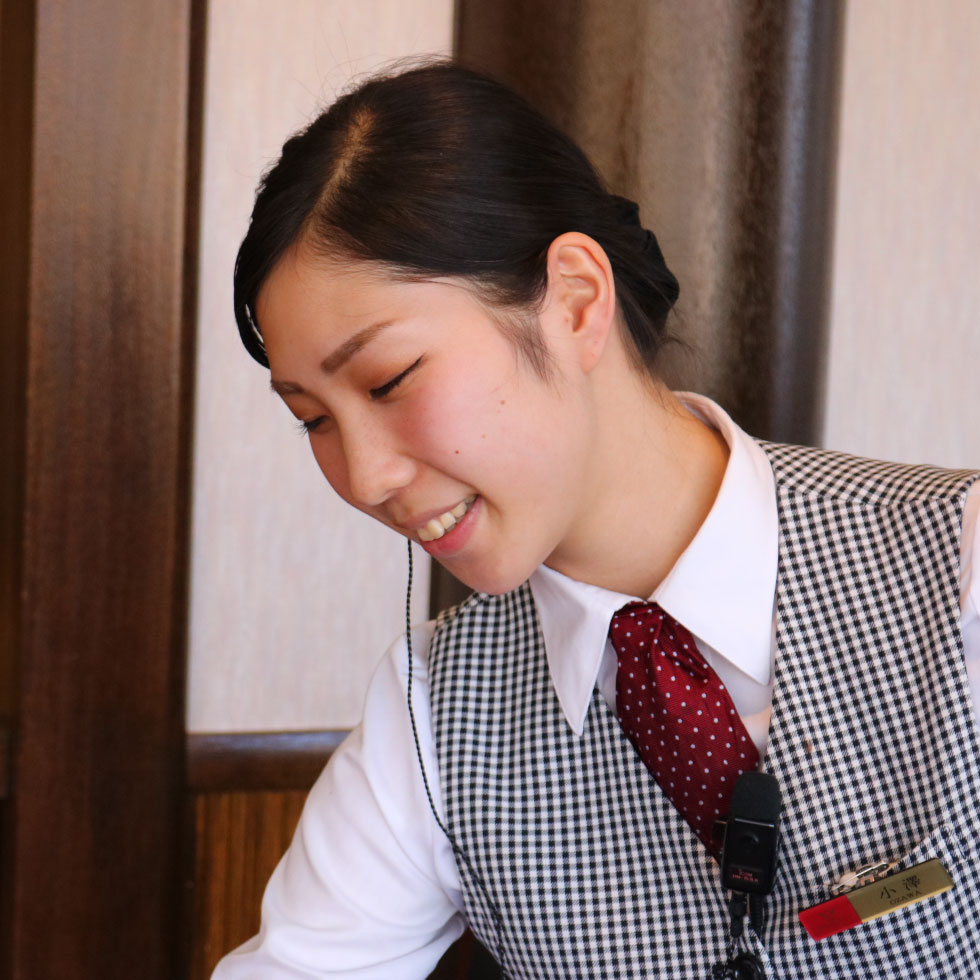 Kofu Kinenbi HotelAnniversary concierge　Mis. Aoi OZAWA